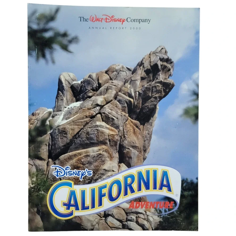Walt Disney Company Annual Reports Lot of 8‎ 1990s 2000 Disneyana Collectible